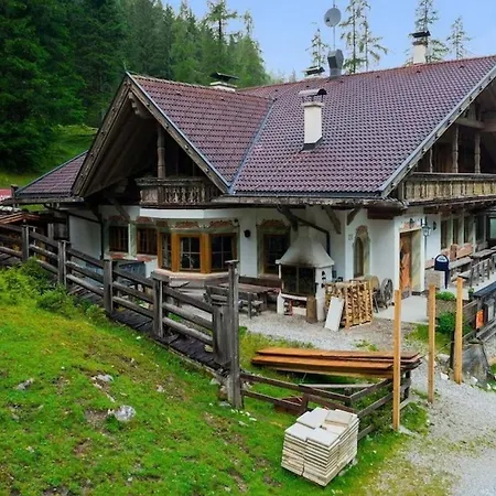 Cozy And Relaxing Chalet With Sauna - What'app - 0034-635-518-057 - For Reservations! Holiday home Neustift im Stubaital
